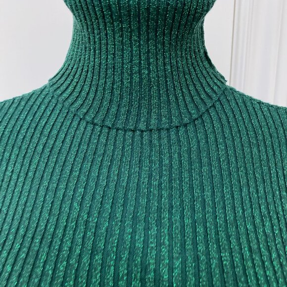 New Emerald Green Turtleneck Sweater Dress - Picture 4 of 5